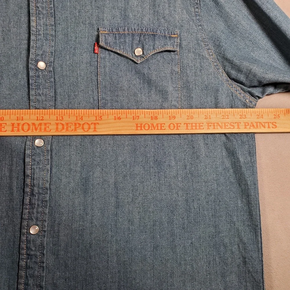 Levis Jean Shirt Mens XL Blue Med Wash Denim Pearl Snap Western Ranch Rodeo Work